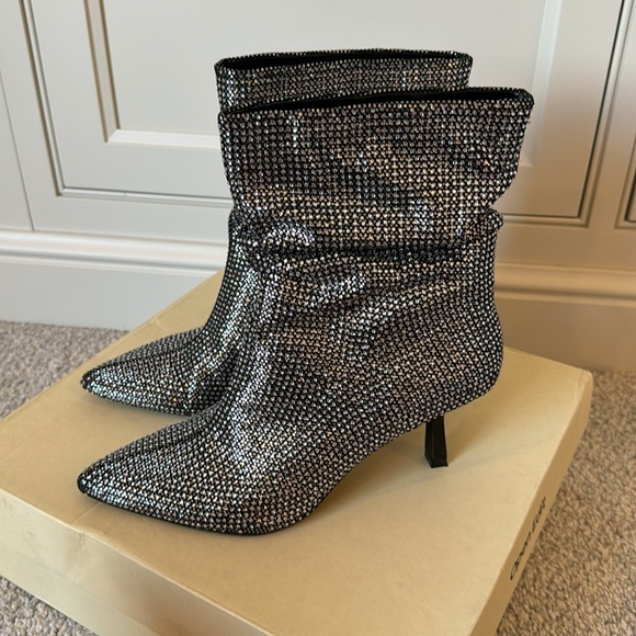 Open Edit Tilly Crystal Embellished Bootie in Silver Size 7.5 - Picture 3 of 13